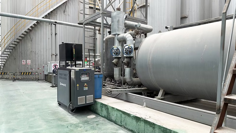 電加熱導(dǎo)熱油爐在瀝青管道控溫的應(yīng)用案例「歐能機(jī)械」