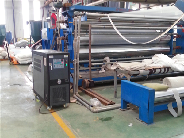 模溫機作業現場