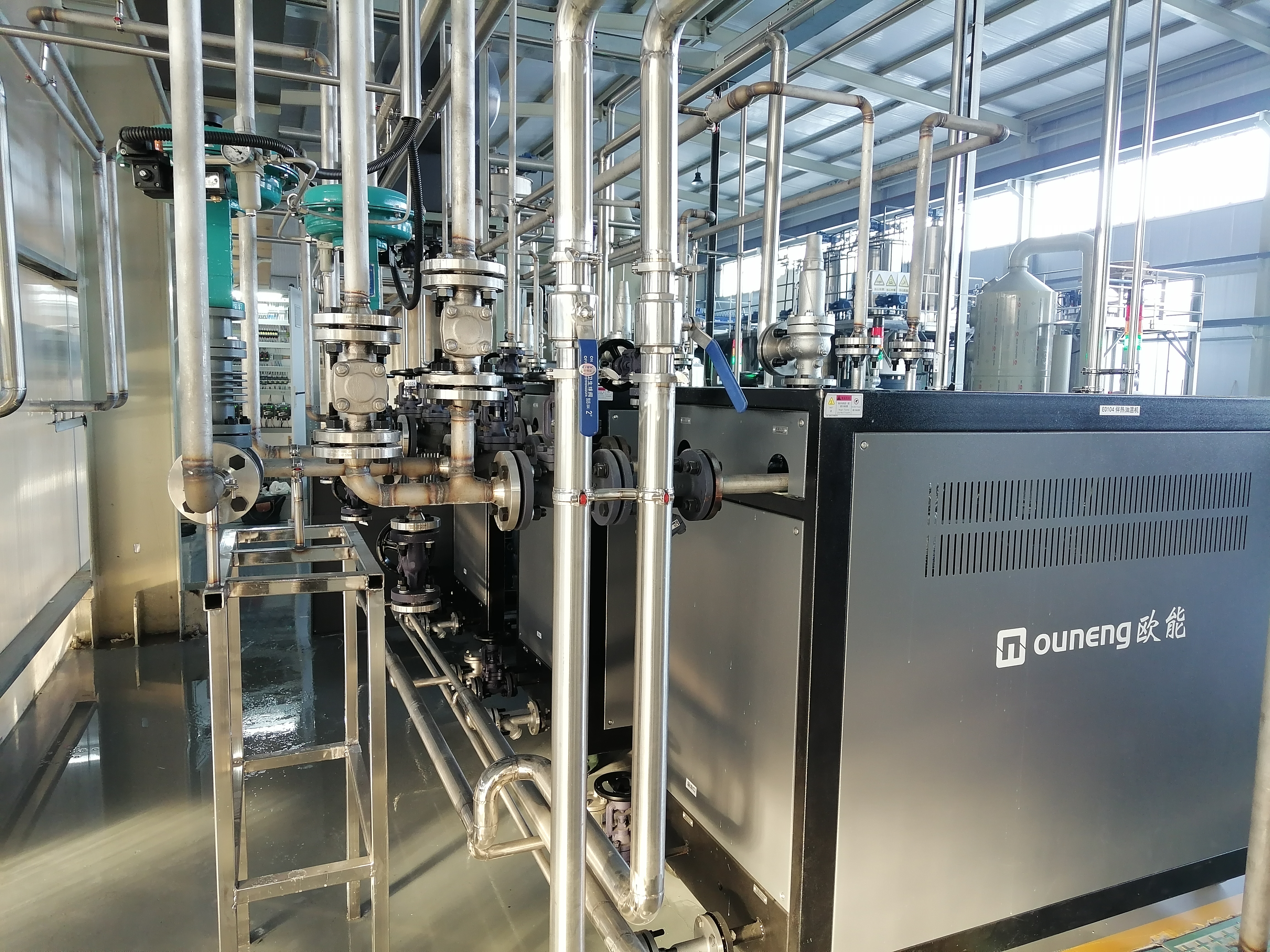 真空干燥機(jī)分段加熱油溫機(jī) (1)