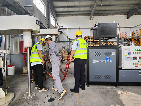 塑料瓶制造攪拌罐加熱模溫機(jī)「歐能機(jī)械」