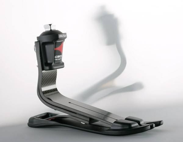 安裝假肢多少錢價(jià)格小腿假肢安裝注意事項(xiàng)(圖1) 安裝假肢多少錢價(jià)格小腿假肢安裝注意事項(xiàng)(圖1)